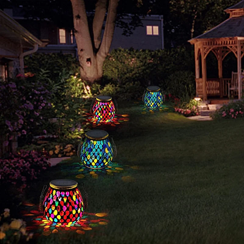 Solar Tuinlamp met Gekleurd Glas – Handgemaakte Lantaarn met Mozaïek Lichteffect voor Sfeervol Buitendecor | Sansoti