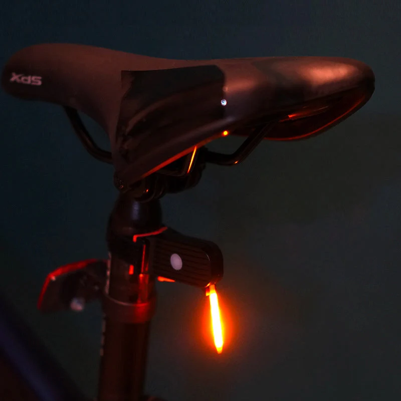 LED Achterlicht voor Fiets 40 Lumen Zichtbaarheid Veilig Fietsen Dag en Nacht Racefiets | Sansoti