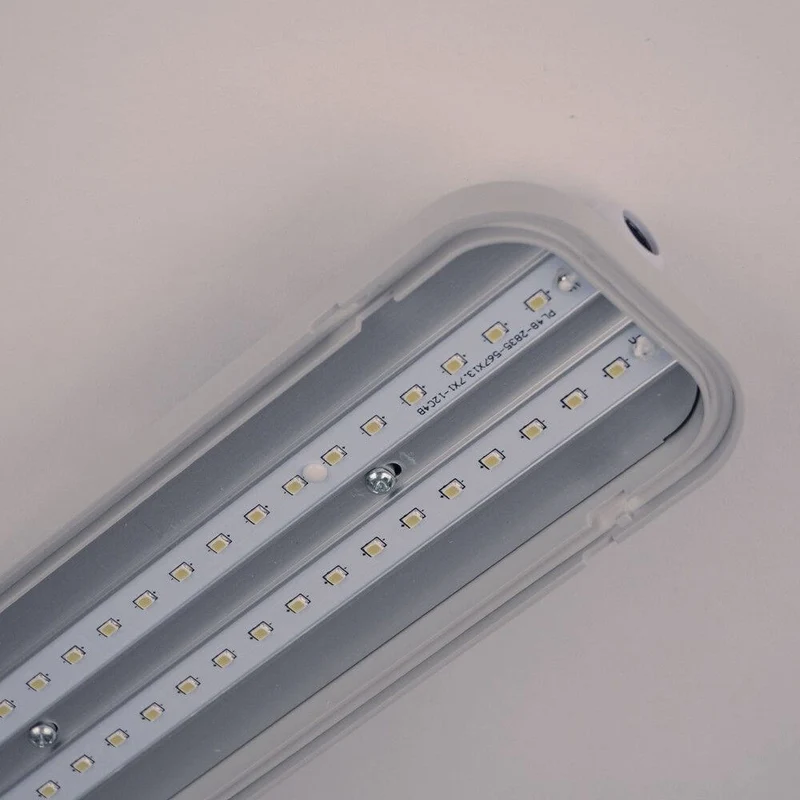 LED Wannenleuchte staubdicht 2100lm 60cm IP65