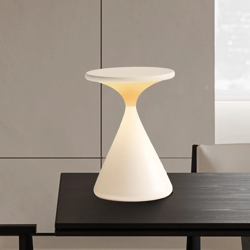 Draagbare Zandloper Tafellamp met Dimbare LED Batterij Accustroom Sfeerlicht Draadloze Touch Bediening Woon Slaapkamer Kantoor Retro Stijlvol Modern Design | Sansoti