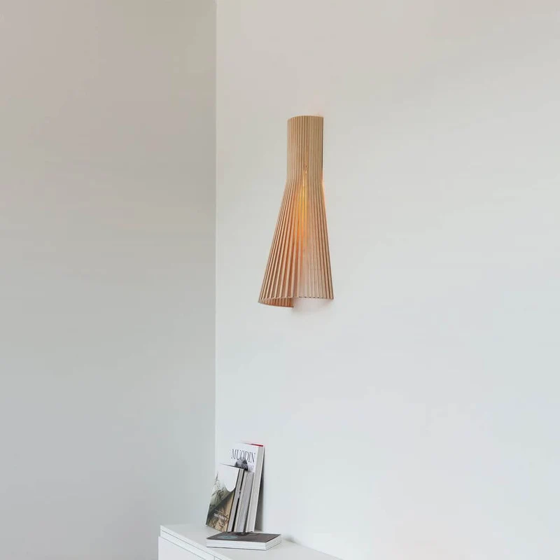 Wandleuchte Secto 4230 aus Holz 60cm