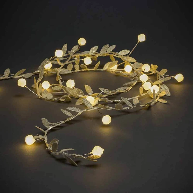 LED Lichterkette mit Dekoblättern 6h Timer batteriebetrieben