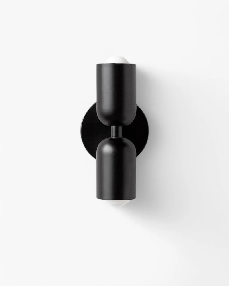 Wandlamp Dubbele Ronde Kap Zwart Frame Warm Sfeerlicht Slaapkamer Woonkamer Gang Minimalistische Wandverlichting Modern Japandi Scandinavisch Interieur | Sansoti