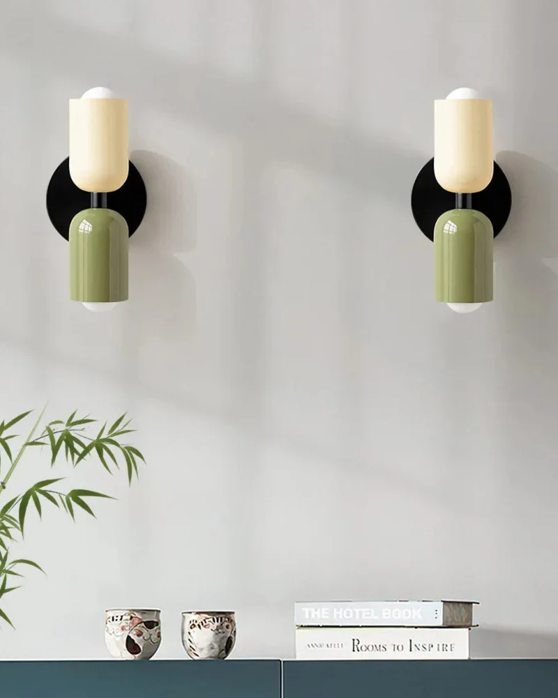 Wandlamp Dubbele Ronde Kap Zwart Frame Warm Sfeerlicht Slaapkamer Woonkamer Gang Minimalistische Wandverlichting Modern Japandi Scandinavisch Interieur | Sansoti