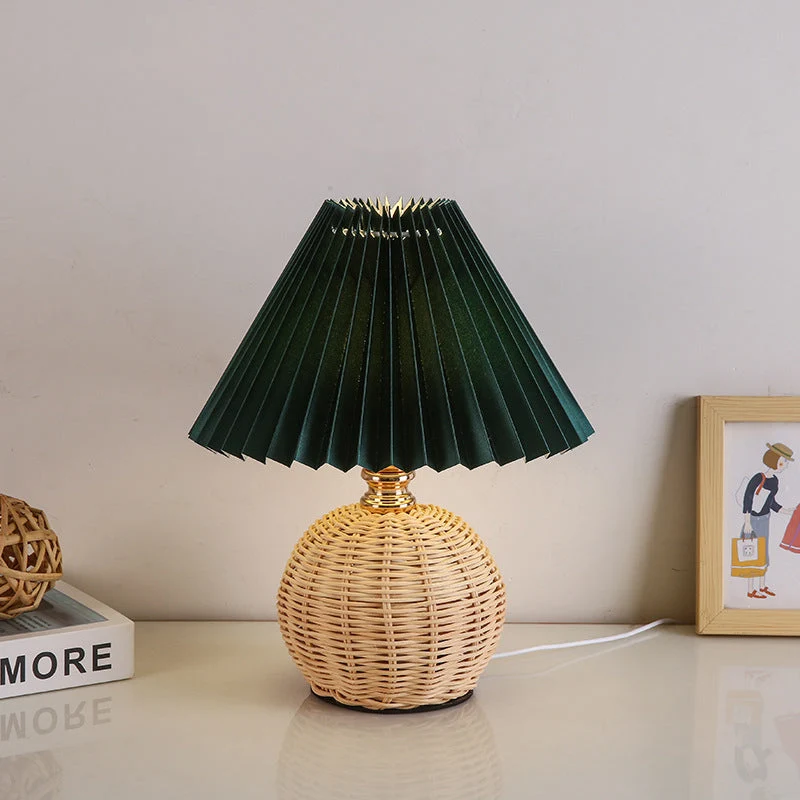 Rotan Tafellamp Geplooide Kap USB 5W Slaapkamer Nachtkastje Scandinavisch Boho Sfeerverlichting Riet Bureau Leeslamp | Sansoti