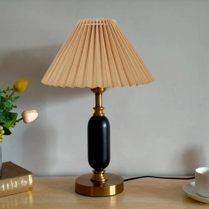 Tafellamp Geplooide Kap Metaal Goud Zwart Wit 28x46cm E12 Slaapkamer Woonkamer Retro | Sansoti