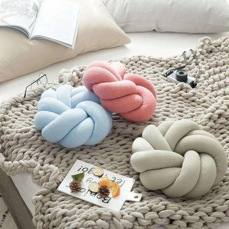 Sierkussen Knoop Rond Fluweel Decoratief 30cm Scandinavisch | Sansoti