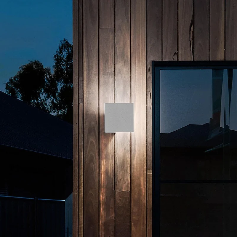 Lodes Puzzle Outdoor Single Square LED Wandlampe