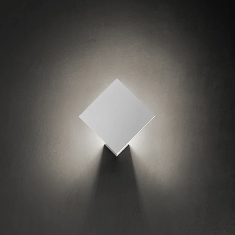 Lodes Puzzle Outdoor Single Square LED Wandlampe