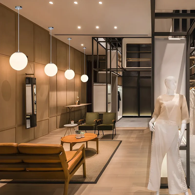 Moderne Witte Globe Hanglamp van Glas met Ronde Bolvorm in Diverse Maten voor Eetkamer en Woonkamer | Sansoti