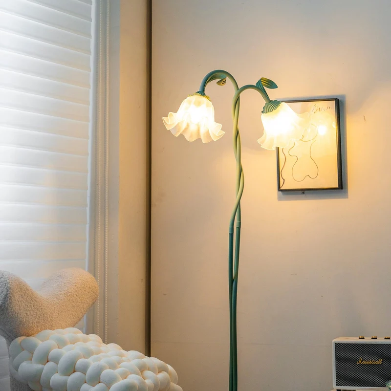 Vloerlamp Bloem Design Groen Wit Metaal 170cm 2-3 Lichts LED Sfeerlamp Woonkamer Slaapkamer | Sansoti