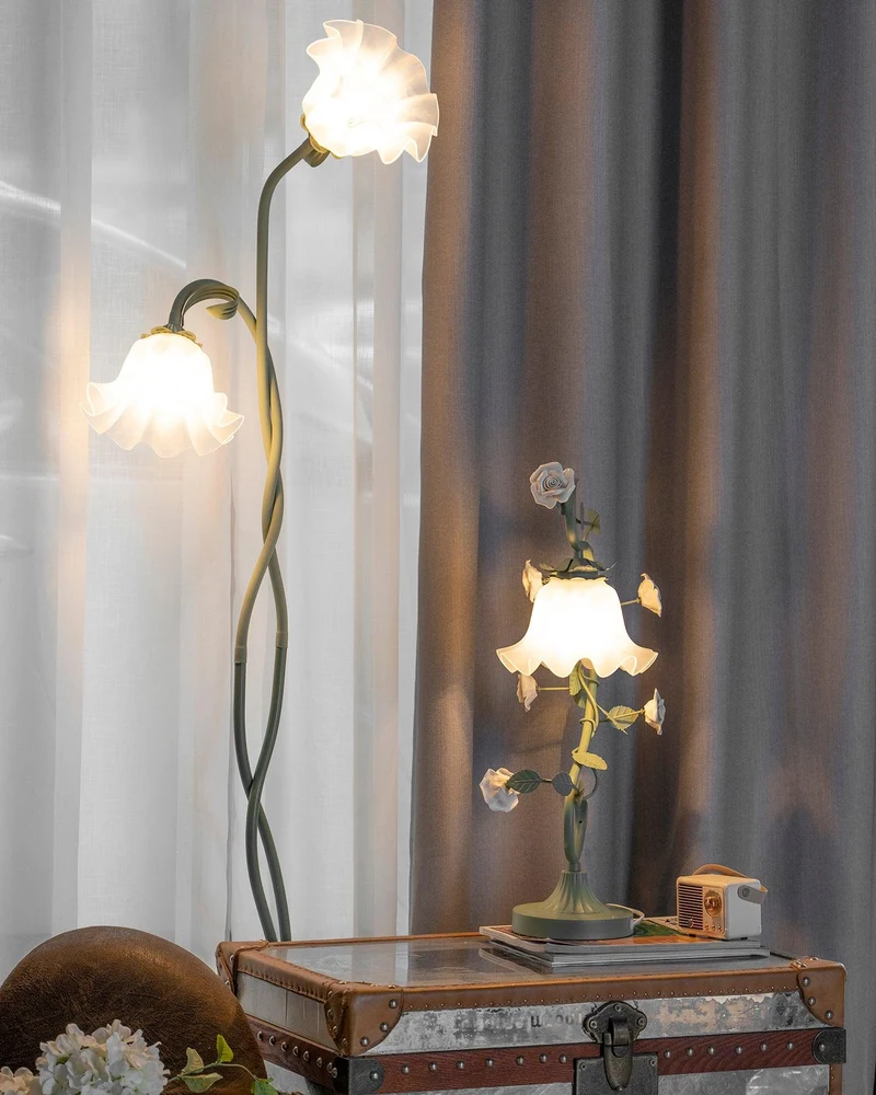 Vloerlamp Bloem Design Groen Wit Metaal 170cm 2-3 Lichts LED Sfeerlamp Woonkamer Slaapkamer | Sansoti
