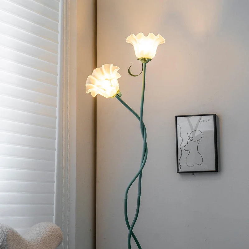 Vloerlamp Bloem Design Groen Wit Metaal 170cm 2-3 Lichts LED Sfeerlamp Woonkamer Slaapkamer | Sansoti