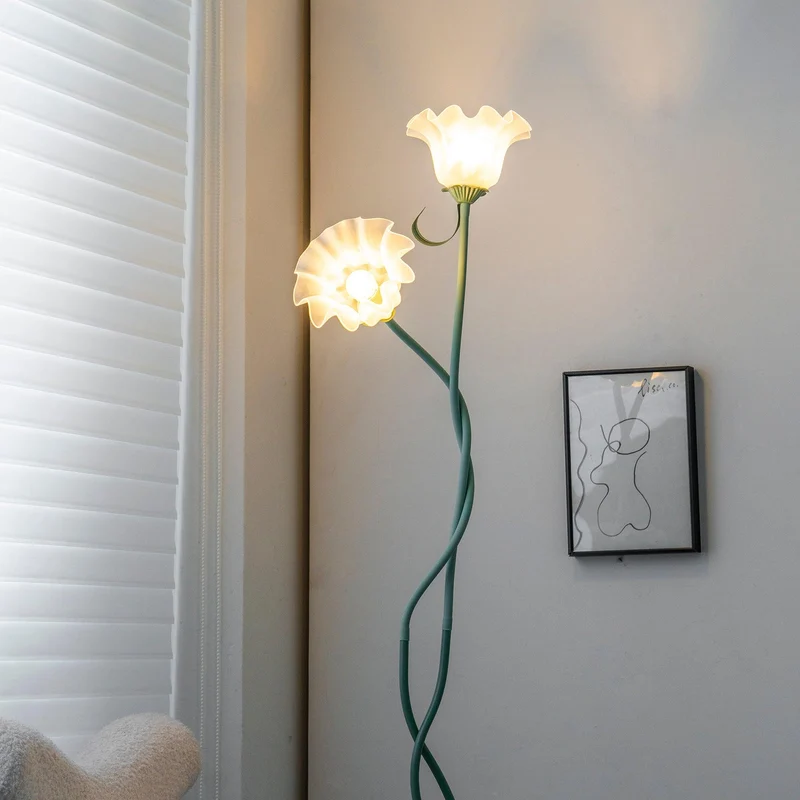 Vloerlamp Bloem Design Groen Wit Metaal 170cm 2-3 Lichts LED Sfeerlamp Woonkamer Slaapkamer | Sansoti