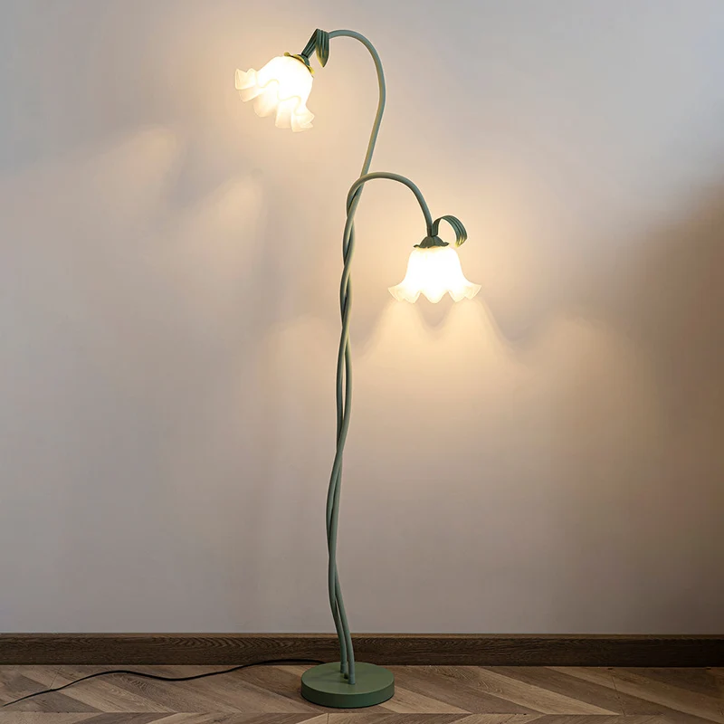 Vloerlamp Bloem Design Groen Wit Metaal 170cm 2-3 Lichts LED Sfeerlamp Woonkamer Slaapkamer | Sansoti
