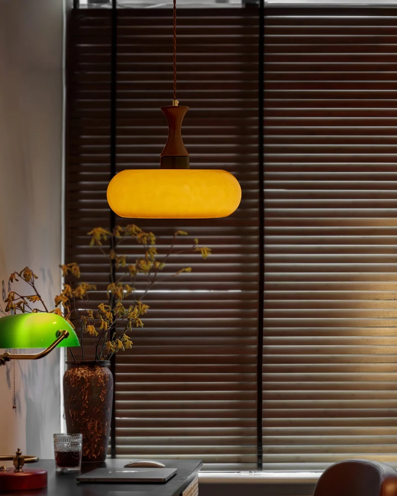 Amber glazen hanglamp – warme sfeerverlichting voor woonkamer en eetkamer | Sansoti