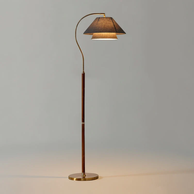 Luxe Vloerlamp met Dubbele Stoffen Kap en Houten Details – 155 cm Hoog Design Statement | Sansoti