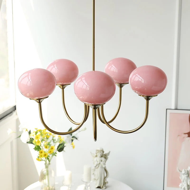 Glazen Kroonluchter Met Roze Witte Of Creme Bollen En Gouden Of Chromen Frame Moderne Design Kroonluchter Met 3 Of 5 Lichtpunten Voor Woonkamer En Eetkamer | Sansoti