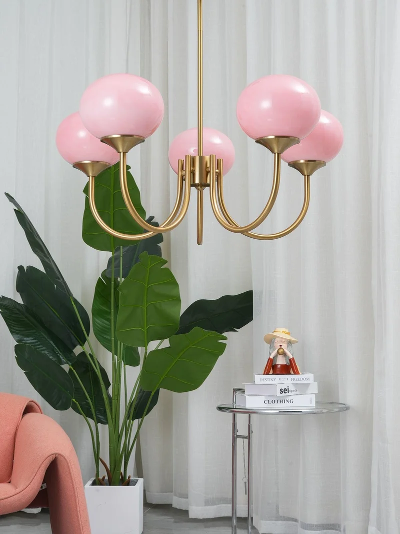 Glazen Kroonluchter Met Roze Witte Of Creme Bollen En Gouden Of Chromen Frame Moderne Design Kroonluchter Met 3 Of 5 Lichtpunten Voor Woonkamer En Eetkamer | Sansoti