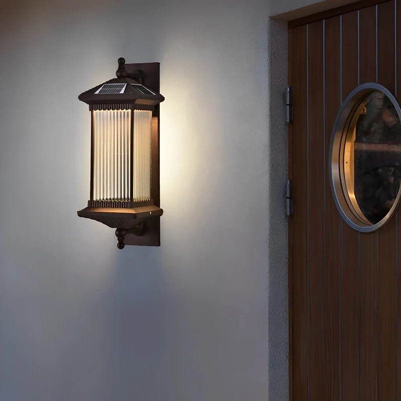 Buitenwandlamp Solar Aluminium Geribbeld Glas Koffiebruin IP55 Gevel Veranda Tuin Retro Wandlamp Buiten Lantaarn Villa | Sansoti