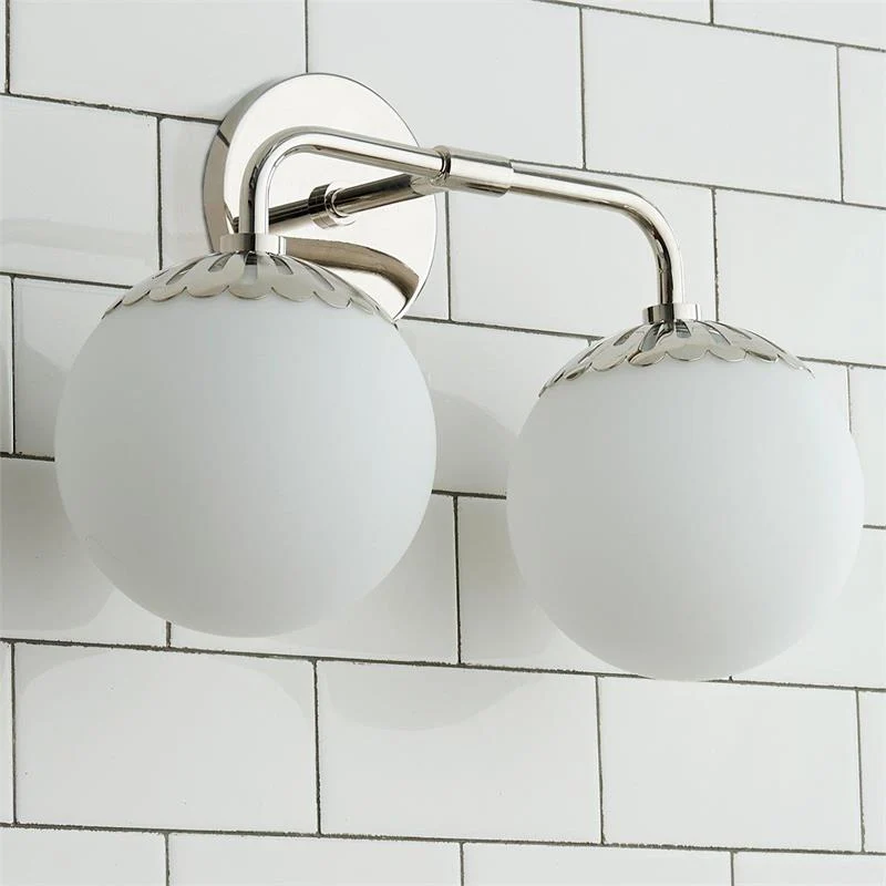 Art Deco Wandlamp met Bloemkap en Glazen Bol – Design Wandverlichting in Messing, Zwart of Nikkel voor Woonkamer en Badkamer | Sansoti