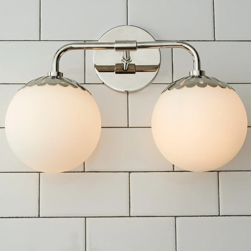 Art Deco Wandlamp met Bloemkap en Glazen Bol – Design Wandverlichting in Messing, Zwart of Nikkel voor Woonkamer en Badkamer | Sansoti