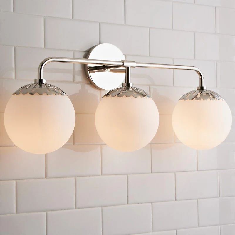 Art Deco Wandlamp met Bloemkap en Glazen Bol – Design Wandverlichting in Messing, Zwart of Nikkel voor Woonkamer en Badkamer | Sansoti