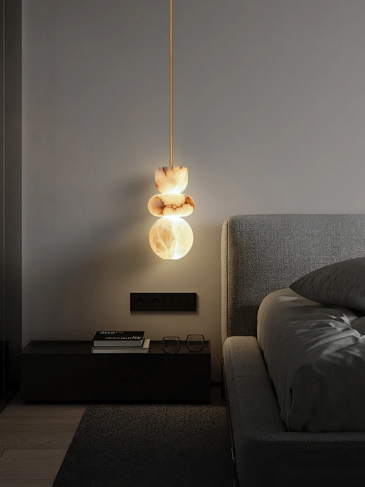 Alabaster Hanglamp met Messing Armatuur en Geïntegreerde LED – Luxe Natuurstenen Design Verlichting | Sansoti