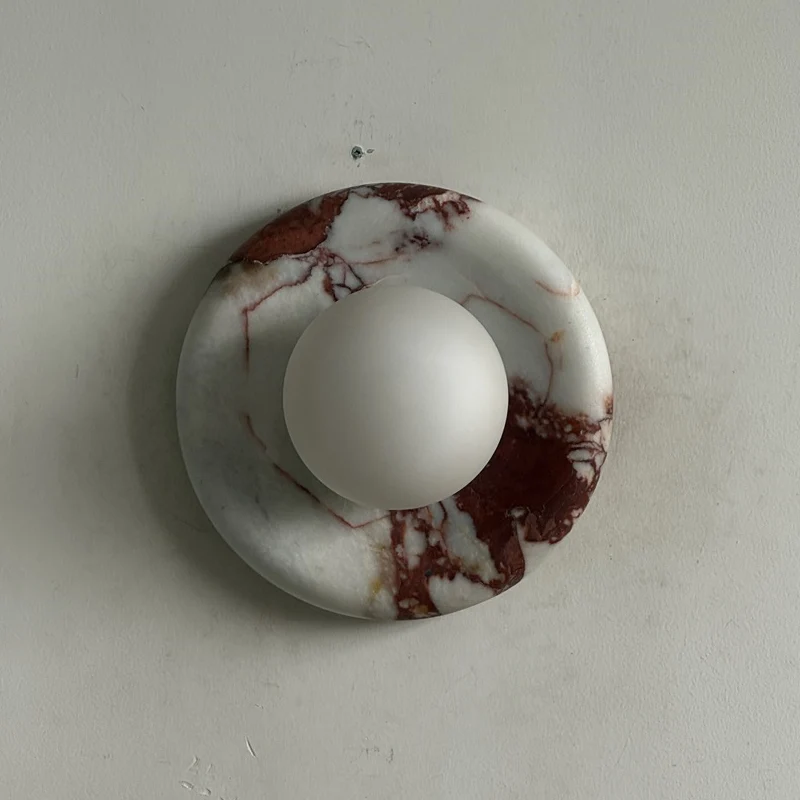 Ronde Design Wandlamp Met Marmeren Achterplaat En Glazen Bol Voor Hal En Slaapkamer | Sansoti