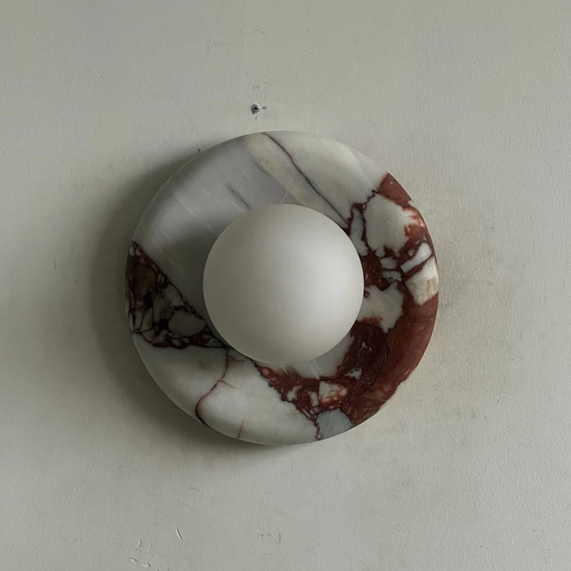 Ronde Design Wandlamp Met Marmeren Achterplaat En Glazen Bol Voor Hal En Slaapkamer | Sansoti