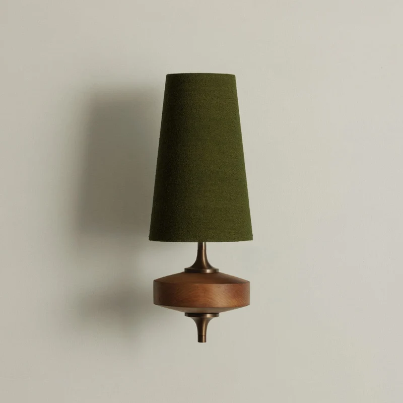 Design Wandlamp Met Houten Details En Stoffen Kap Geïnspireerd Op De Nikau Palm | Sansoti