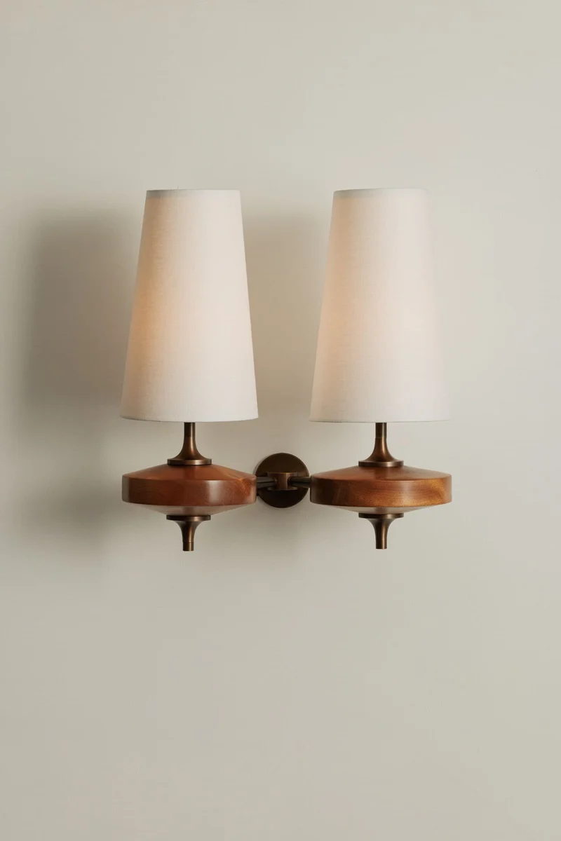 Design Wandlamp Met Houten Details En Stoffen Kap Geïnspireerd Op De Nikau Palm | Sansoti
