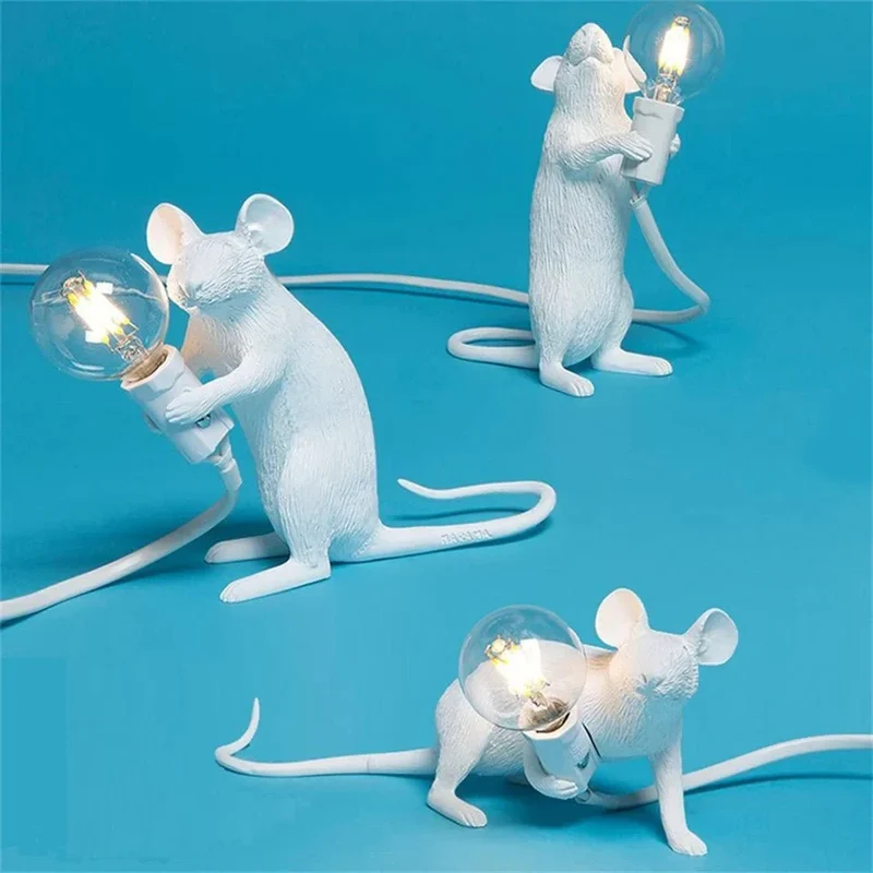 Design Muis Tafellamp | Decoratieve Tafellamp van Resin met Lichtbron – Goud of Wit