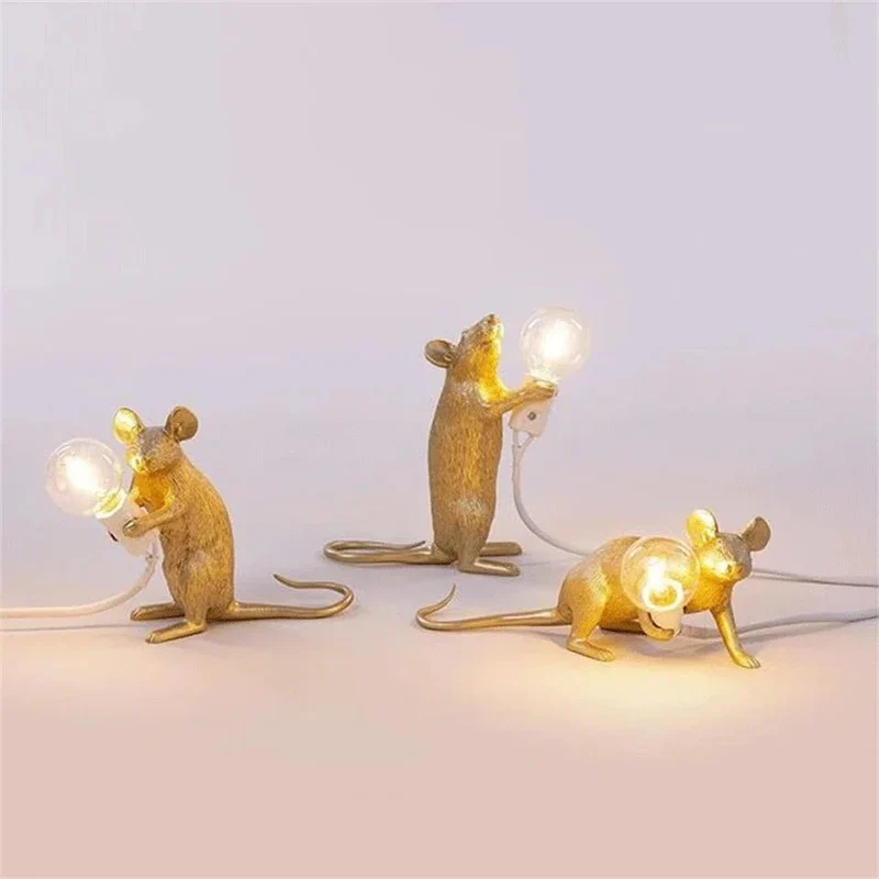 Design Muis Tafellamp | Decoratieve Tafellamp van Resin met Lichtbron – Goud of Wit