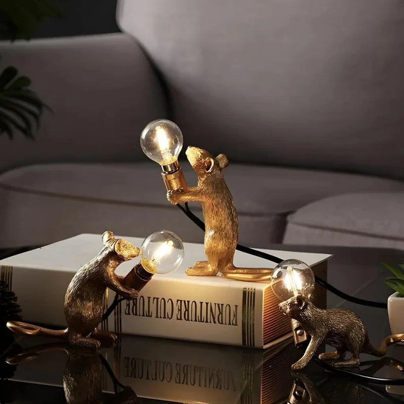 Design Muis Tafellamp | Decoratieve Tafellamp van Resin met Lichtbron – Goud of Wit