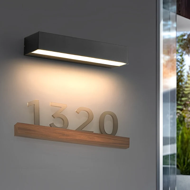 Moderne Buiten Wandlamp Met Lineair LED Licht En IP65 Waterdichte Aluminium Behuizing Voor Gevel, Entree En Garage | Sansoti