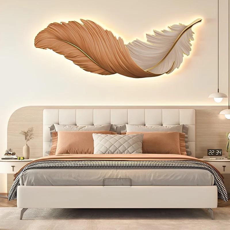 Artistieke Veren LED Wandlamp Met Verborgen Lichtstrip En Afstandsbediening | Sansoti