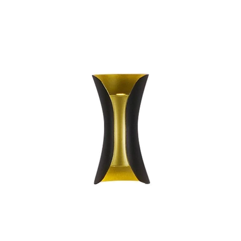 Moderne Up Down Buiten Wandlamp Met IP54 Bescherming En Aluminium Behuizing | Sansoti
