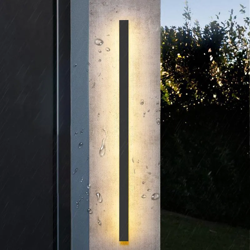 Moderne Waterdichte Lineaire Buiten Wandlamp Met LED En IP65 Bescherming | Sansoti