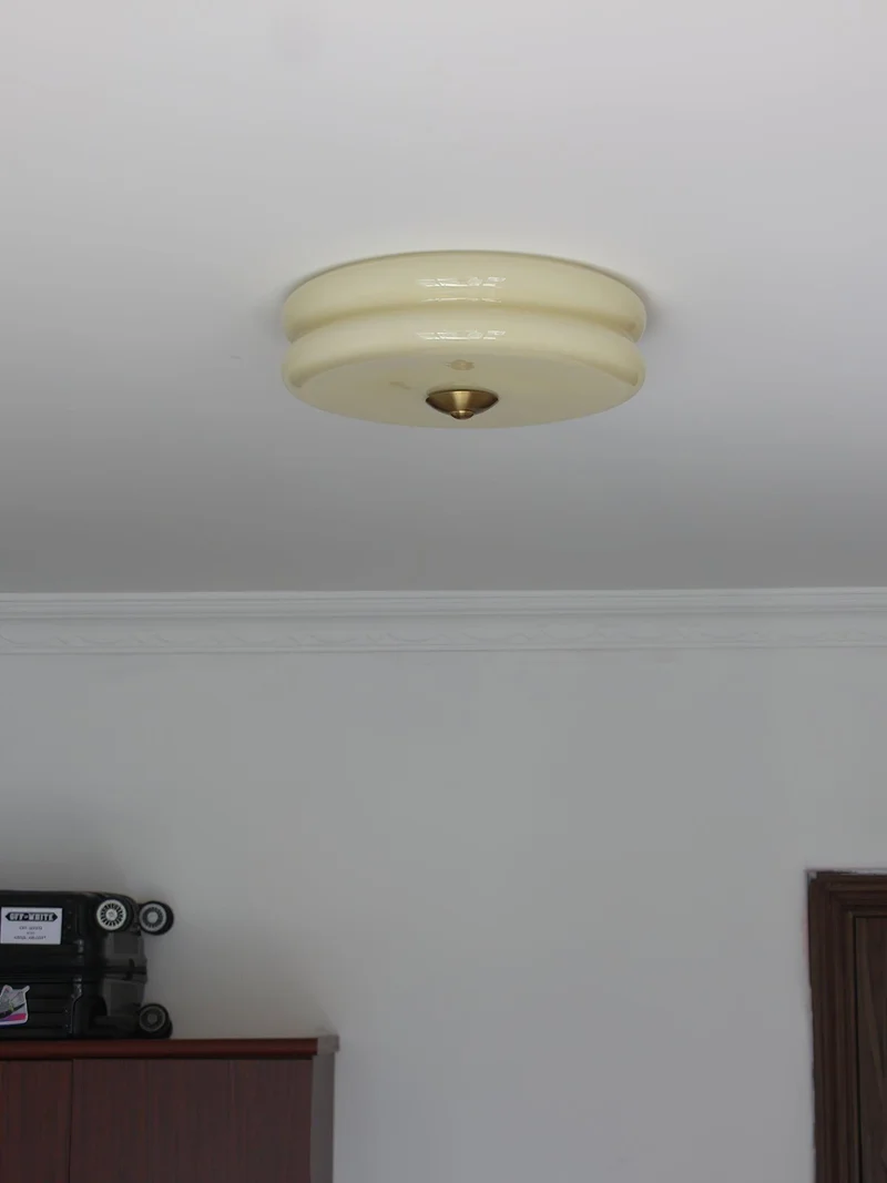 Art deco plafondlamp met geometrisch design en warm ledlicht voor stijlvolle interieurs | Sansoti