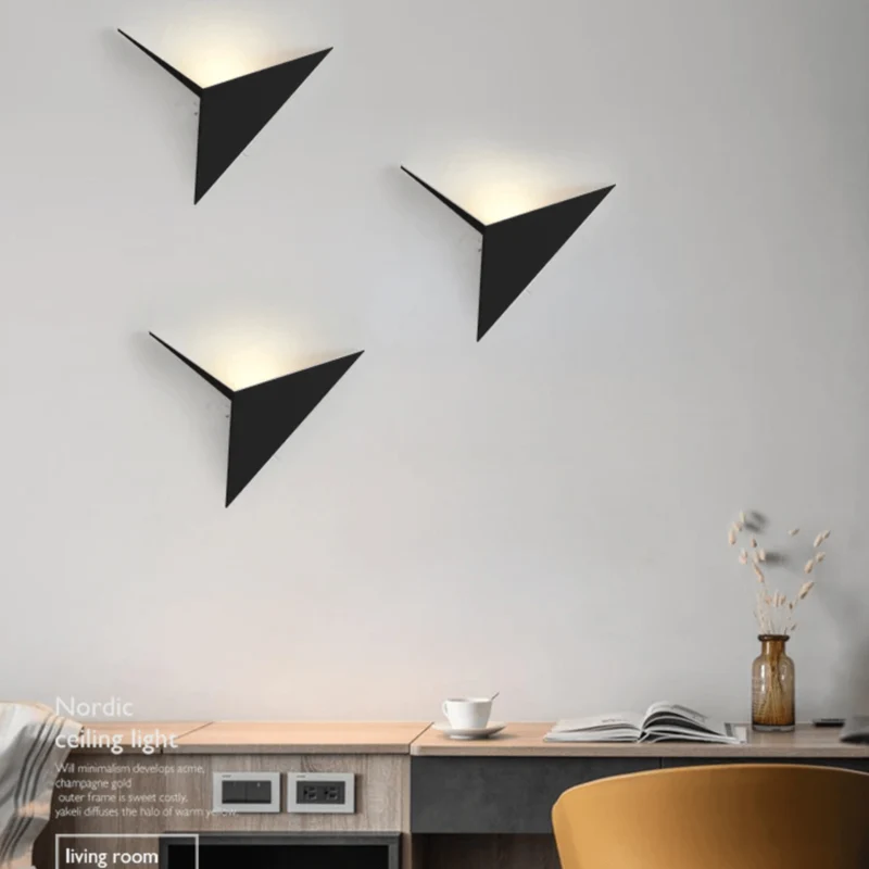 Driehoek Wandlamp LED 3W Metaal Zwart Woonkamer Slaapkamer Moderne Muurlamp Geometrisch Bureaulamp Interieur Decoratie | Sansoti