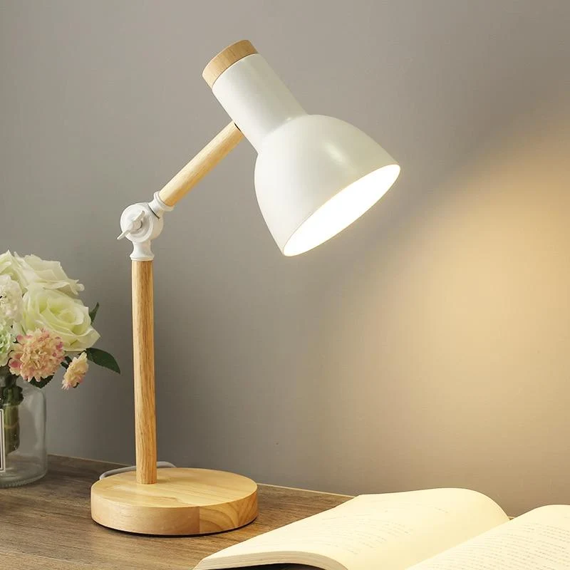 Scandinavische Bureau En Tafellamp Met Houten Voet En Verstelbare Metalen Kap Voor Werkplek En Nachtkastje | Sansoti