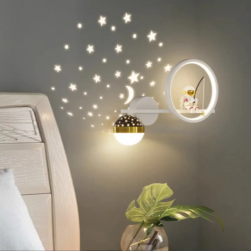 Kinder Wandlamp Met Sterren En Maan Projectie Voor Slaapkamer Zachte Nachtverlichting Met Warme Gloed | Sansoti