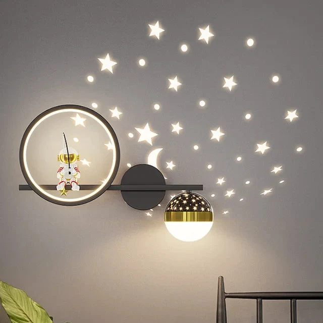 Kinder Wandlamp Met Sterren En Maan Projectie Voor Slaapkamer Zachte Nachtverlichting Met Warme Gloed | Sansoti