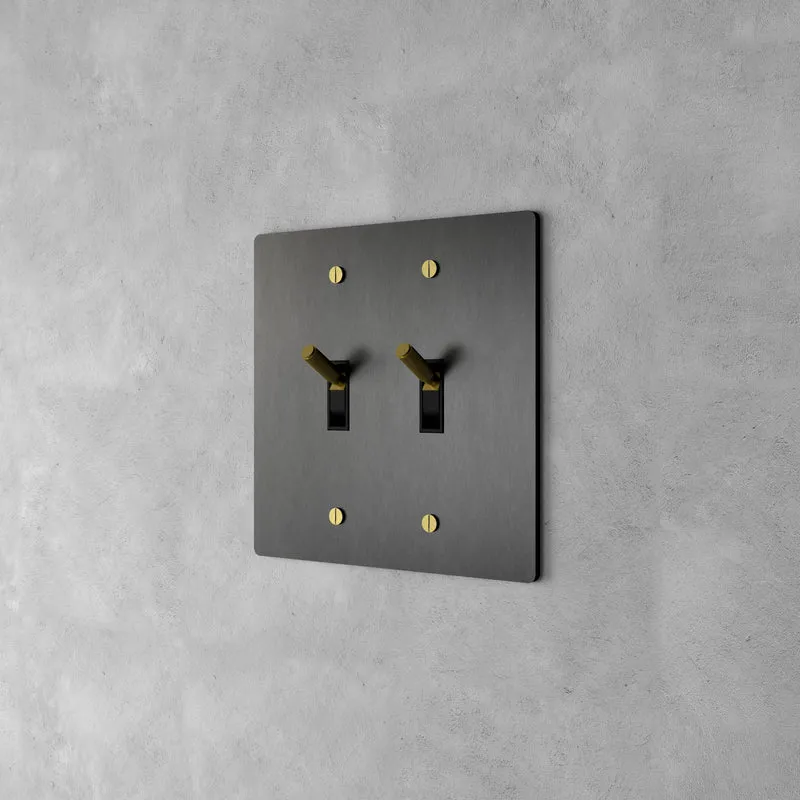 Luxe Messing Tuimelschakelaar Met Minimalistisch Design En Hoogwaardige Afwerking | Sansoti