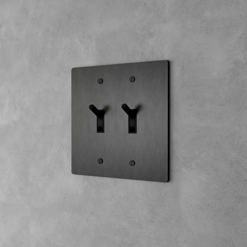 Luxe Messing Tuimelschakelaar Met Minimalistisch Design En Hoogwaardige Afwerking | Sansoti