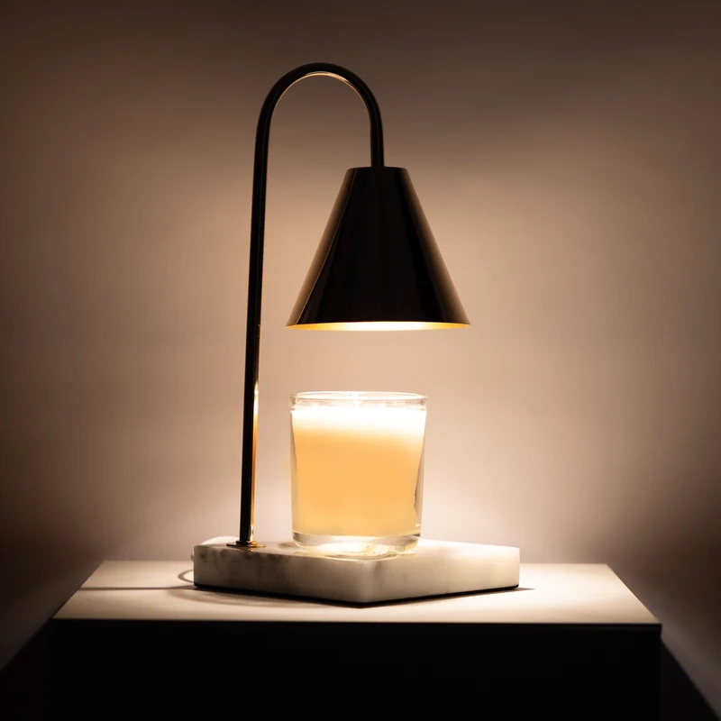 Luxe Kaarsverwarmer Lamp Met Tijdloze Marmeren Afwerking En Vlamloze Warmte | Sansoti