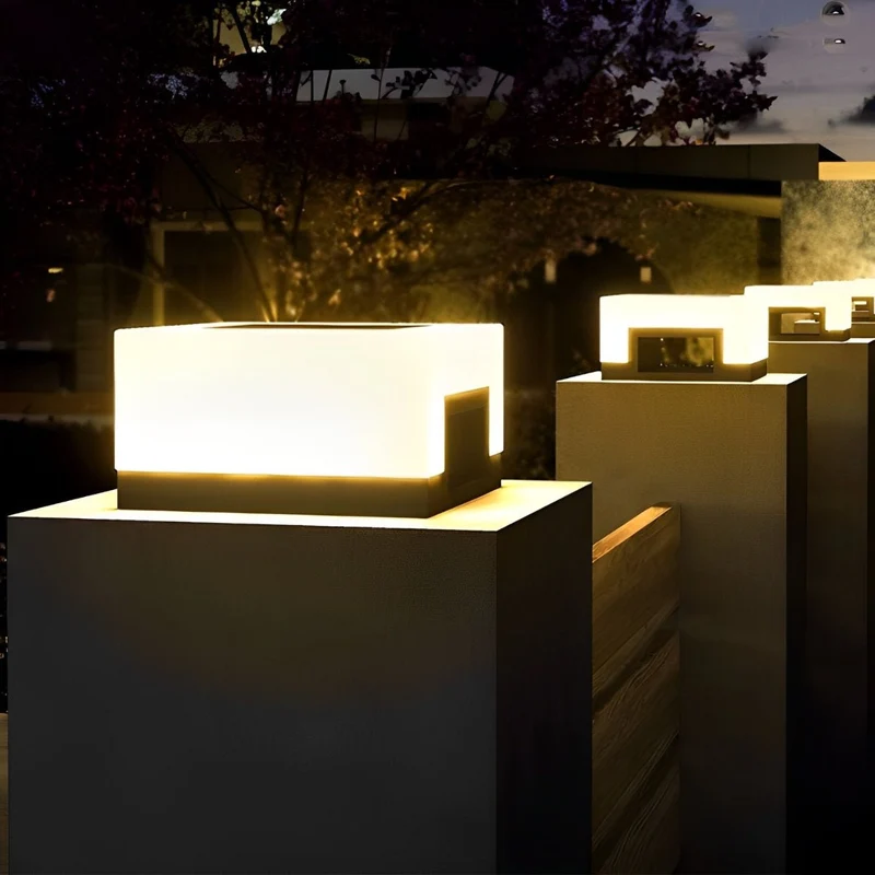 Paalverlichting Solar LED RVS Zwart Wit Tuin Hek Sokkel Buitenlamp Vierkant Tuinverlichting Oprit Paallamp Buiten Modern | Sansoti