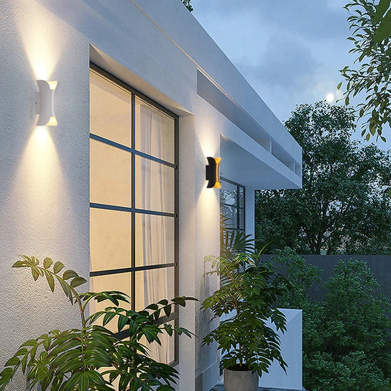 Wandlamp Buiten Metaal Zwart Wit LED Modern Design Tuin Terras Ingang Gevel Sfeervol | Sansoti