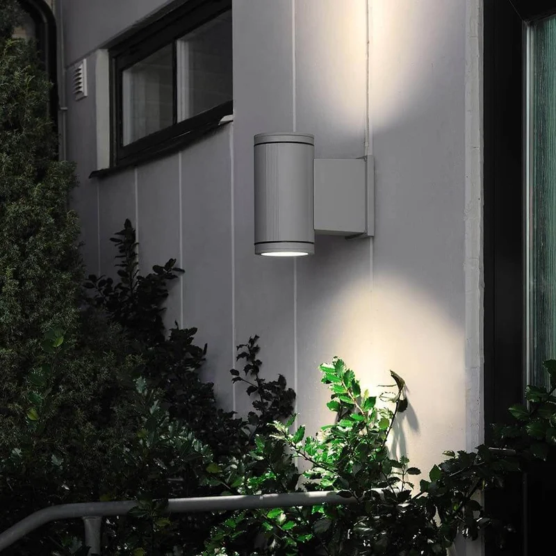 Siracusa Außen-Wandlampe Grau, klares Glas, Reflektor